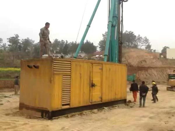 桥西如何判断水冷式机油散热器密封件是否需要更换？